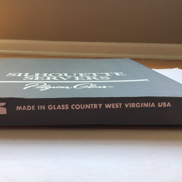 Pilgrim Glass Silhouette Server Plate Platter NIB - Picture 6 of 6